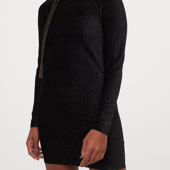 Black Crinkle Velour Dress - Picture 3 of 3